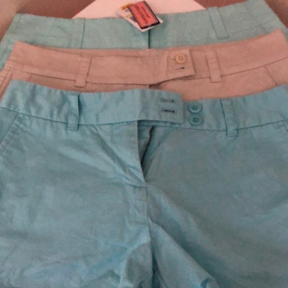 3 pairs 🔥🔥 Vineyard Vine Shorts